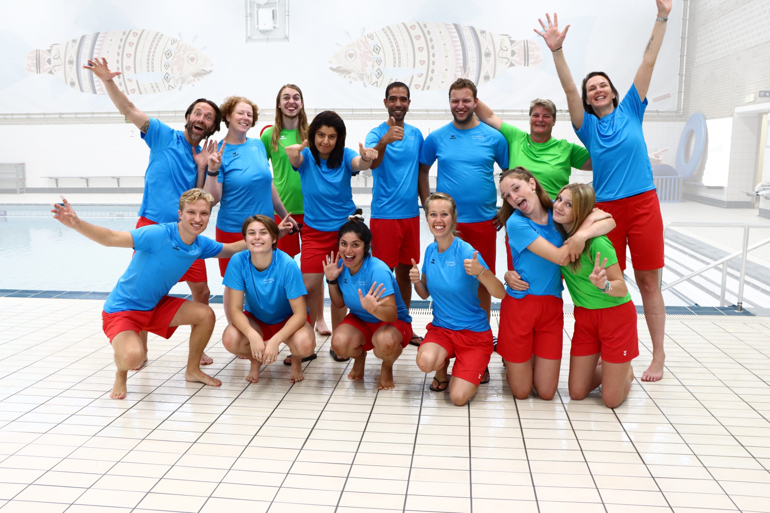 groep 2021 - kopie float in water